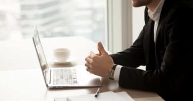 Consultant GEO : pourquoi les entreprises en ont besoin dès aujourd'hui ?